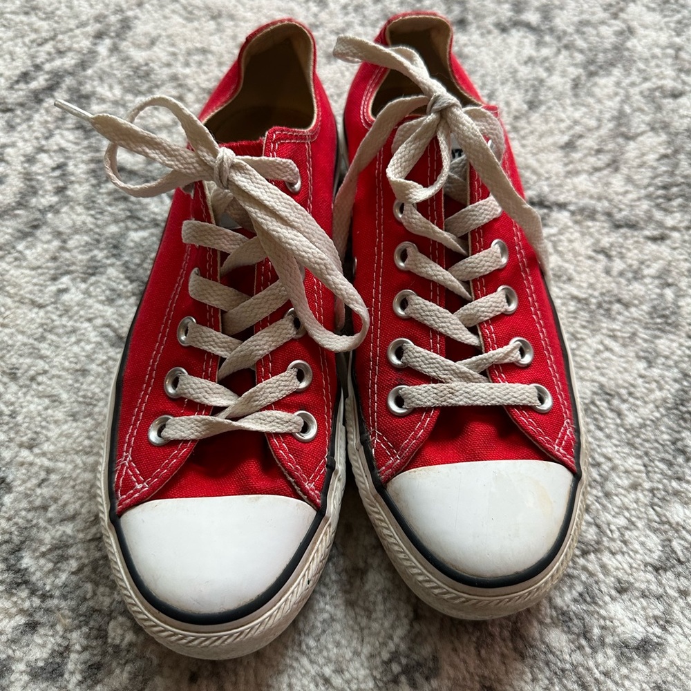 Red Converse